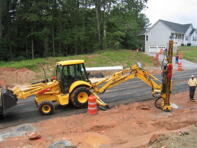 CanAm Excavator Hydraulic Rock Drill